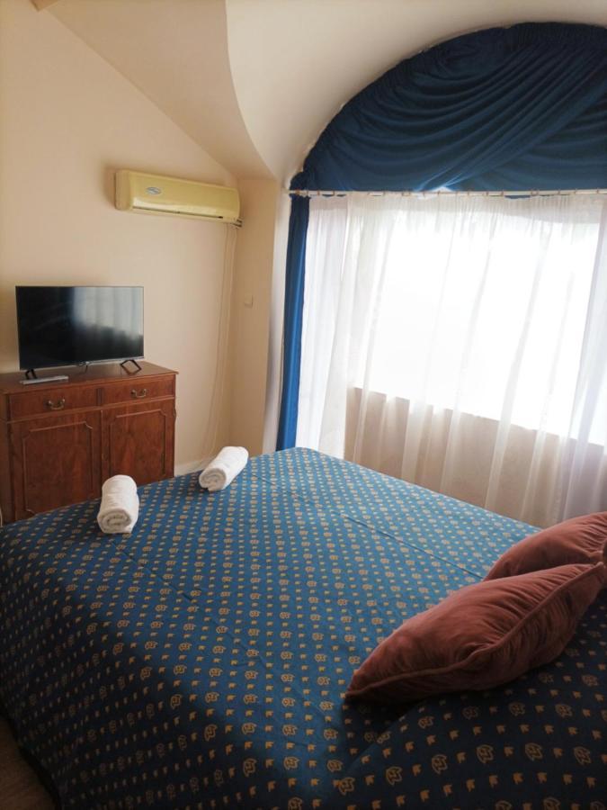 Wild Cherry 2 Bedroom Economy-4 * Βάρνα